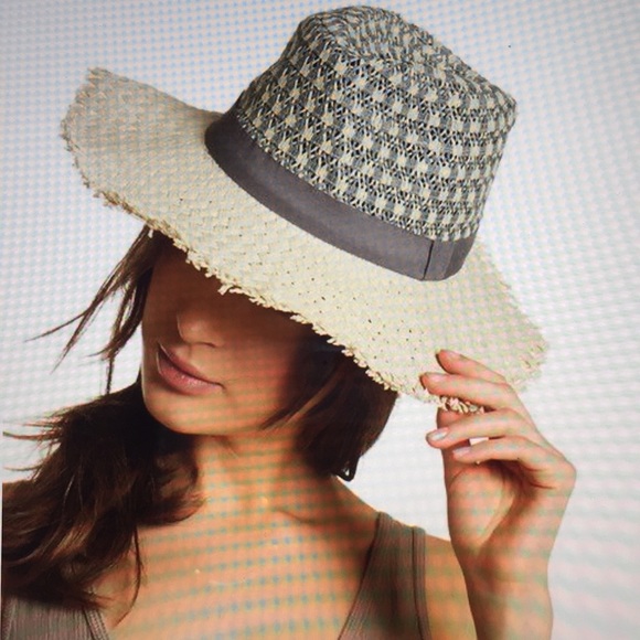 Melrose and Market Panama Pattern Fringe Straw Hat - Picture 1 of 8